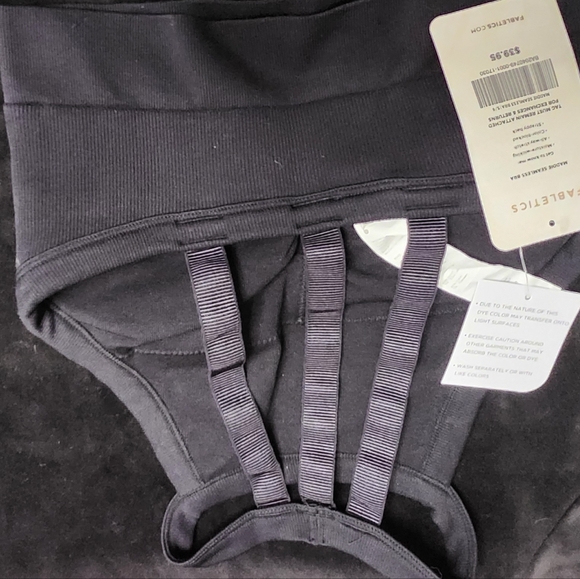 brand new small fabletics sports bra - Picture 3 of 3